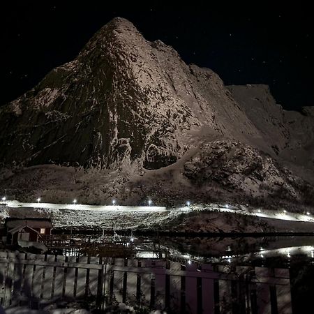 Reine Basecamp - Apartments & Rooms Exterior foto